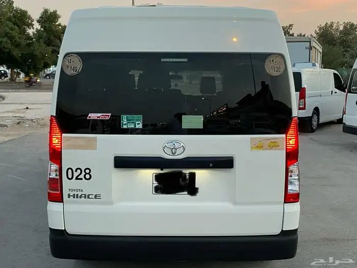 تويوتا باص 2024 ركاب بنزين عداد 4 الف فقط 7