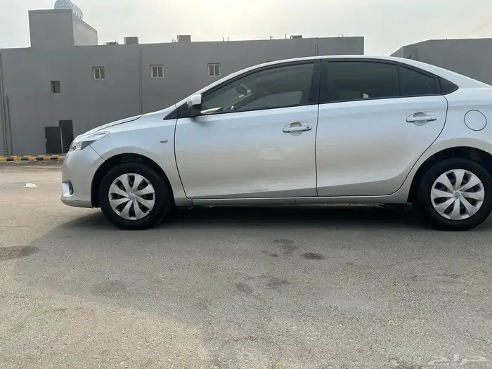 للبيع يارس 2015 9