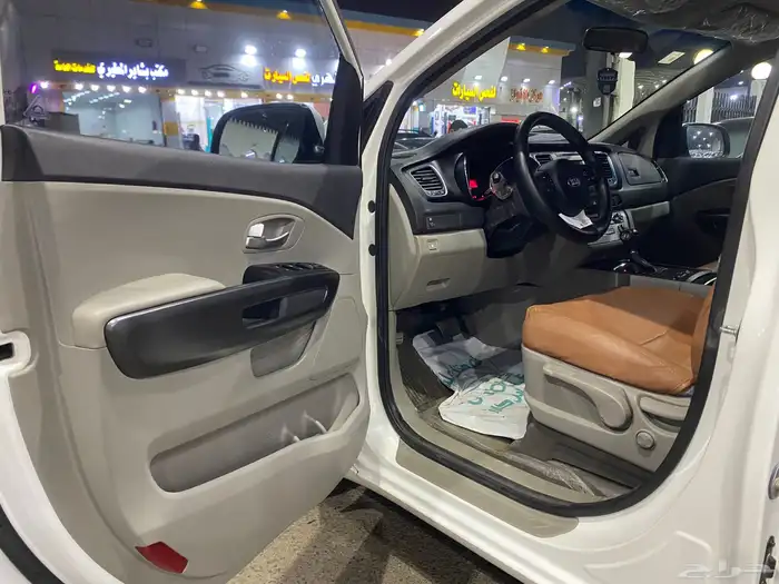 كيا كارنيفال 2016 9