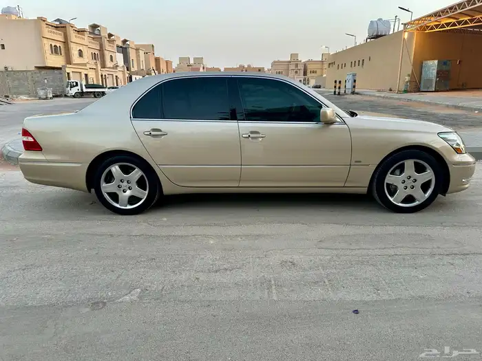 لكزس LS430 2004 مخزن نظيف جدا 20
