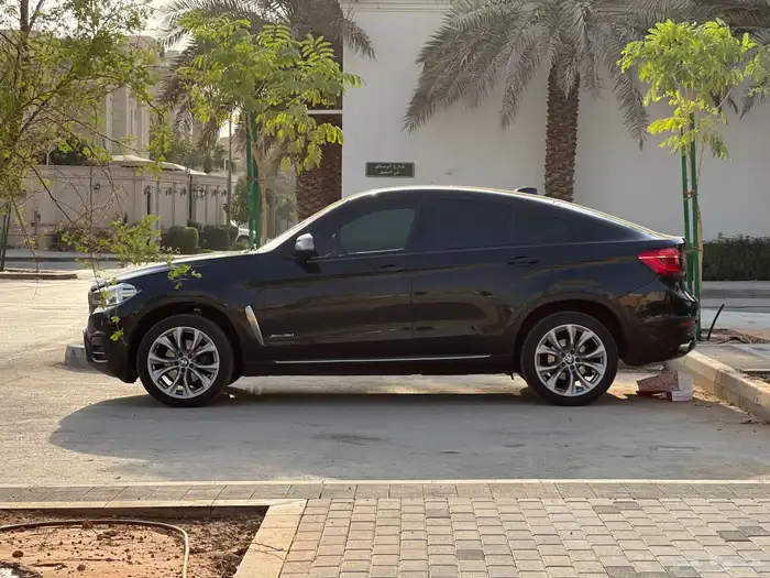 بي ام دبليو X6 نظيف للبيع 3