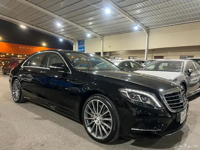 مرسيدس s400 مخزنه عداد 77 الف جفالي 4 ازارير وكاله 16