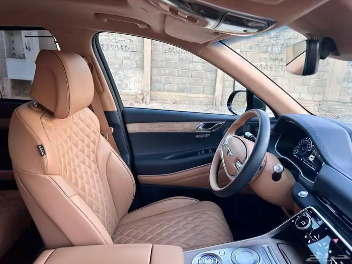 للبيع جينيسس GV80 شبه اصفار مخزن بحالة الوكالة 49