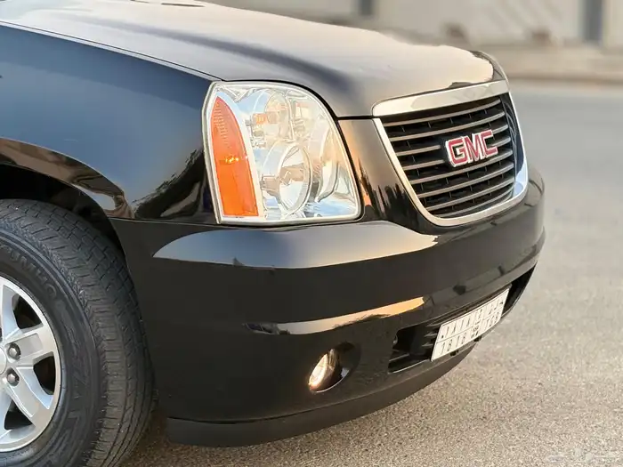 للبيع جي ام سي يوكن 2011 دبل 11