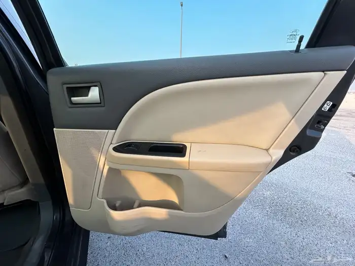 فورد توروس 2008 نظيف جدا 6