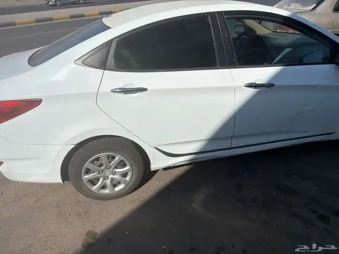 اكسنت قير اوتوماتيك 2012 للبدل او للبيع الممشى 171 الف 1