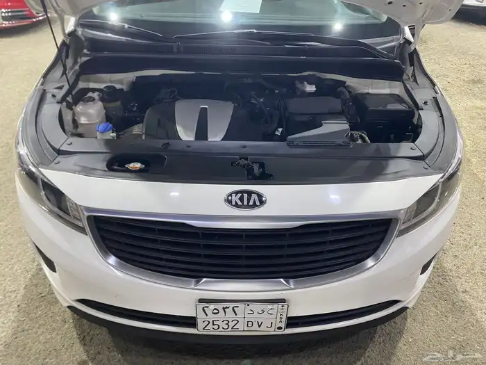 كيا كارنيفال 2016 21