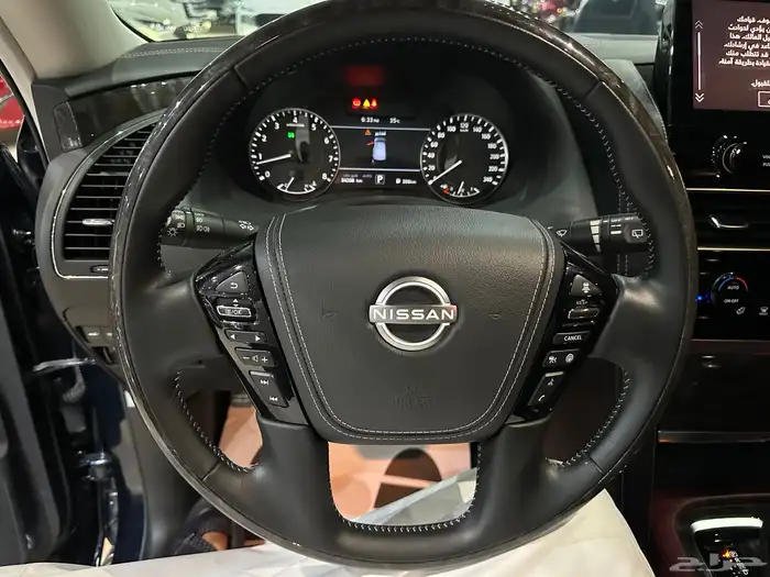 نيسان باترول بلاتينيوم موديل 2024 فل كامل 8 سلندر 5