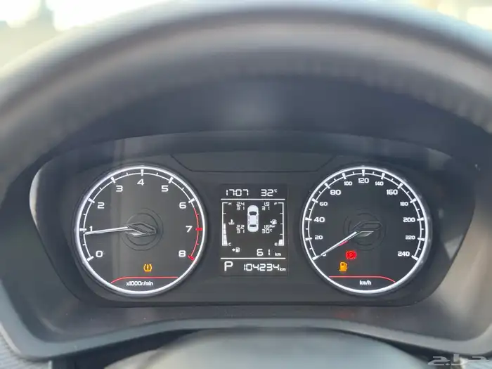 جيلي امجراند 2024 ابيض 11