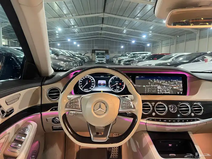 مرسيدس s400 مخزنه عداد 77 الف جفالي 4 ازارير وكاله 30