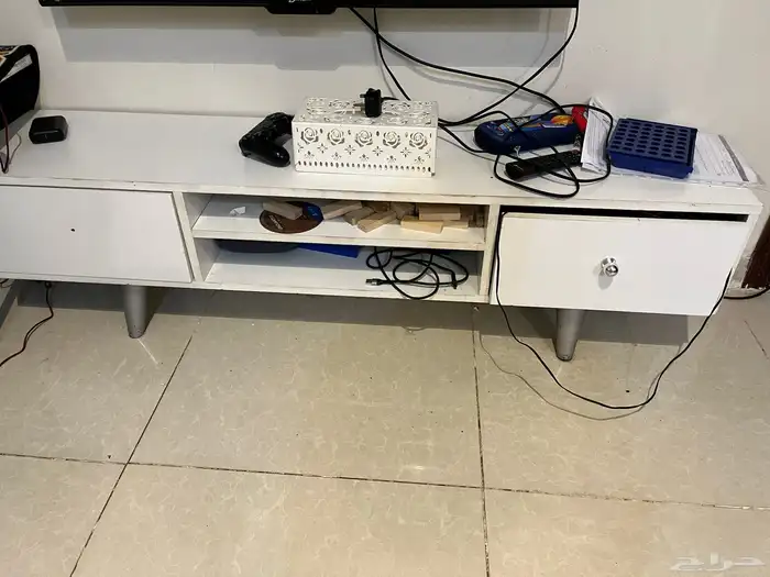 سرير نفر ومرايه مدخل للبيع مستعجل 4