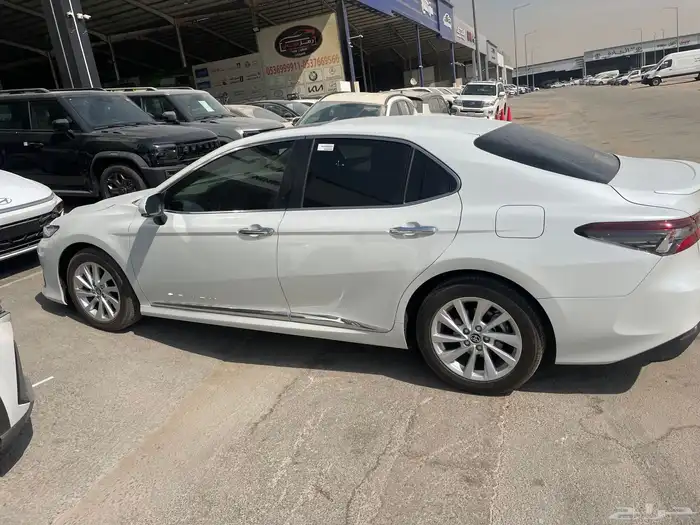 كامري 2024 فل بنزين ماشيه 33الف شرط 0