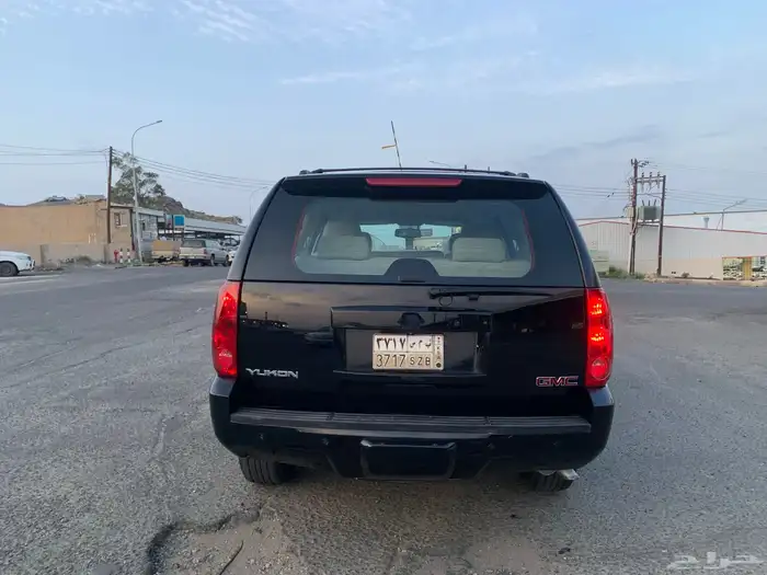 جي ام سي يوكون 2012 دبل 20