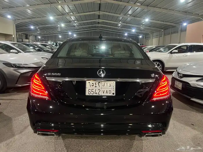 مرسيدس s400 مخزنه عداد 77 الف جفالي 4 ازارير وكاله 11