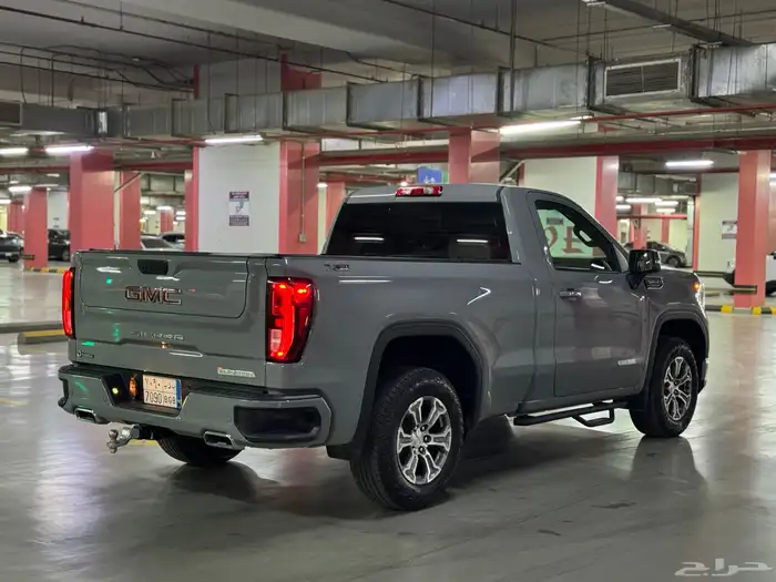 جي ام سي سيراا 8