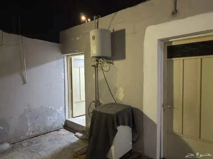 ورشه او مستودع تقبيل في القطيف التركيه الصناعيه 3