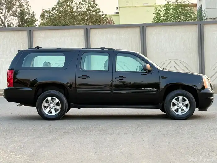 للبيع جي ام سي يوكن 2011 دبل 5