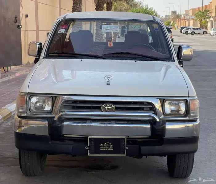 تويوتا - هايلوكس-2001-GLX-غمارتين- بنزين- قير عادي 1