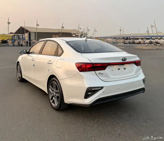 كيا سيراتو 2021 اعلا مواصفات بدون فتحه بحالة الوكاله للبيع 3