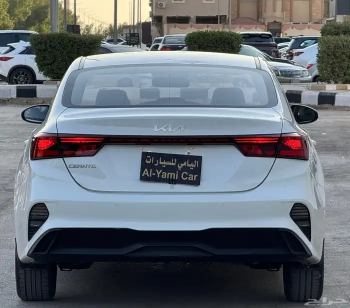 كيا سيراتو 2022 4