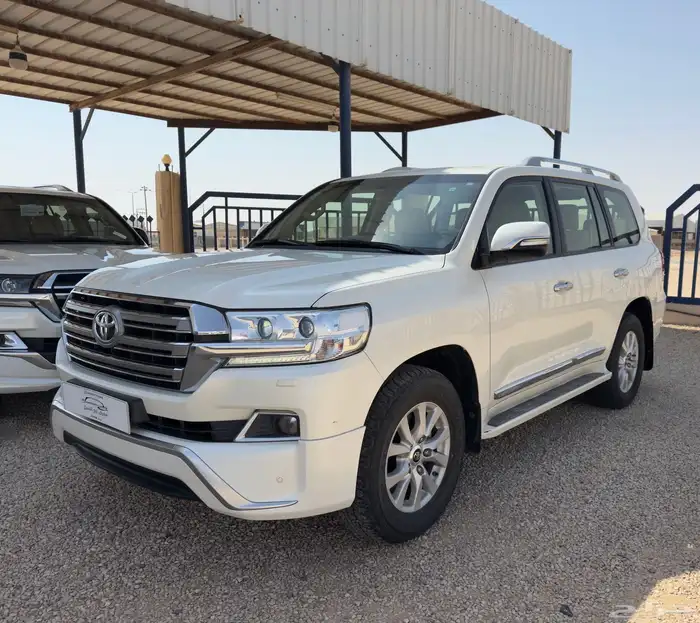 تويوتا لاندكروزر جي اكس ار 2018 سعودي 15