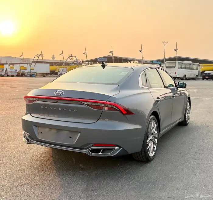 ازيرا 2022 - 6سلندر اعلا مواصفات بدون بنورما وكاله للبيع 7