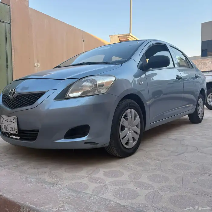 يارس 2013 ازرق 0