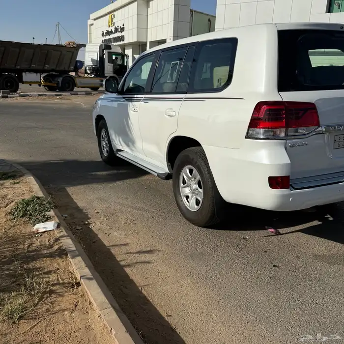 جي اكس هدد 8 سلندر 3