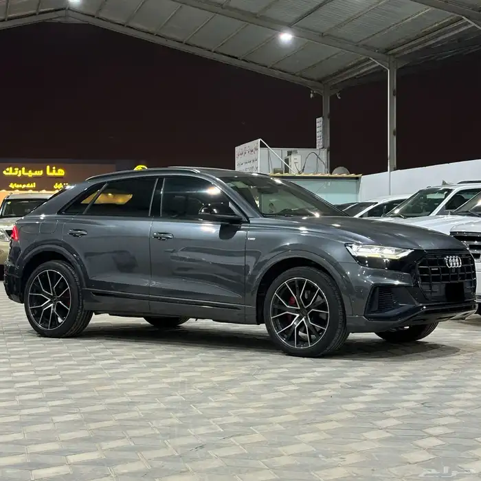 اودي Q8 2020 4