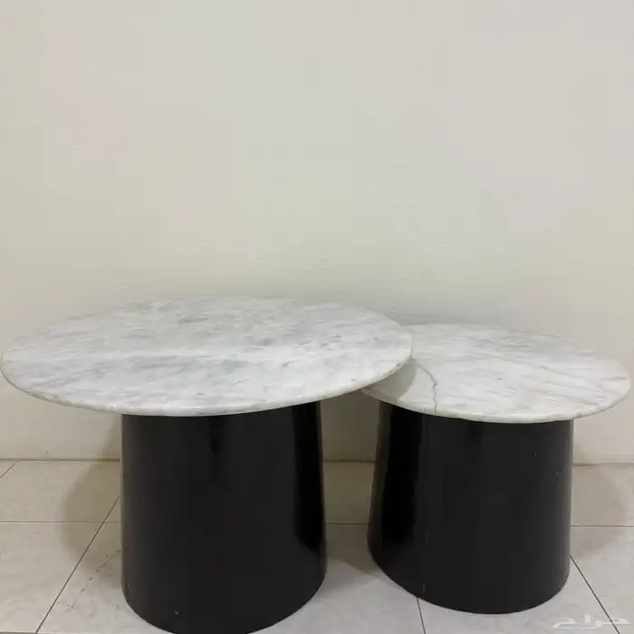 طاوله للبيع بتصميم ثنائي رخام نظييف 3