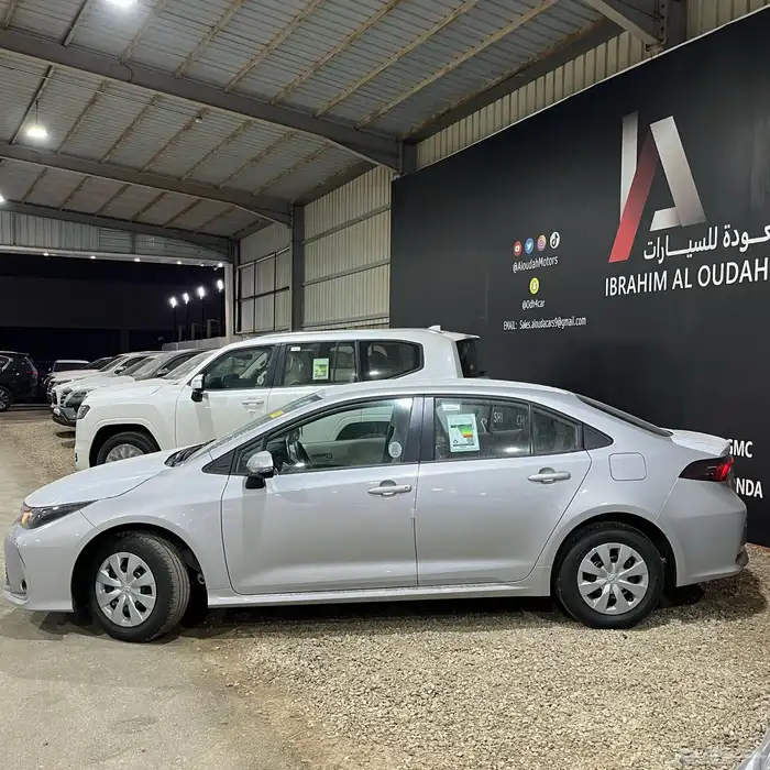 تويوتا كورولا XLI 2025 مكينه 2.0 للبيع كاش او اقساط 3