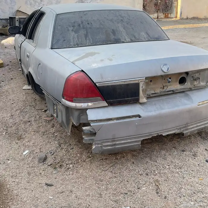 فورد تشليح للبيع بدون مكينه وقير 2