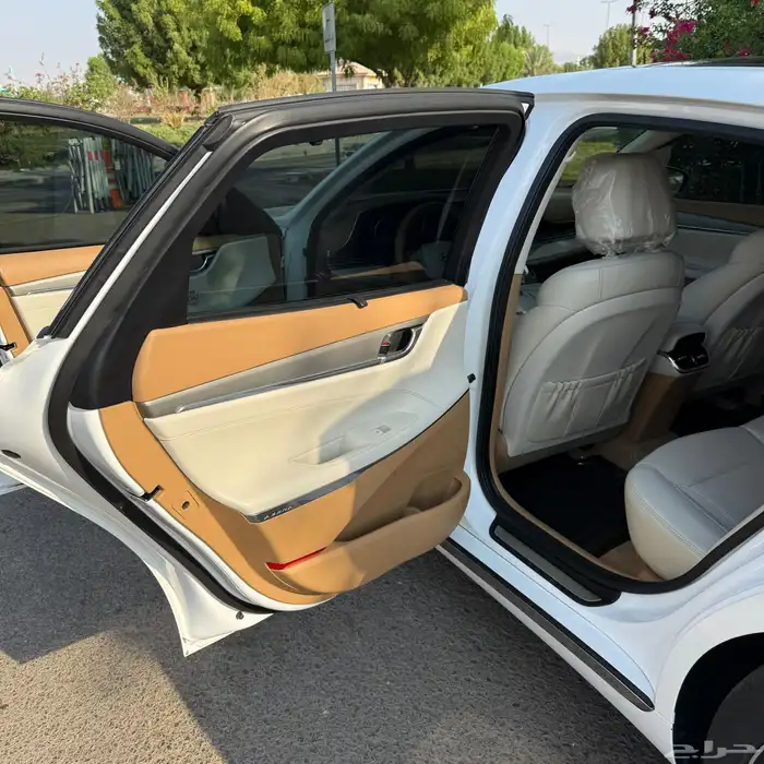 ازيرا 2023 وكالة 13