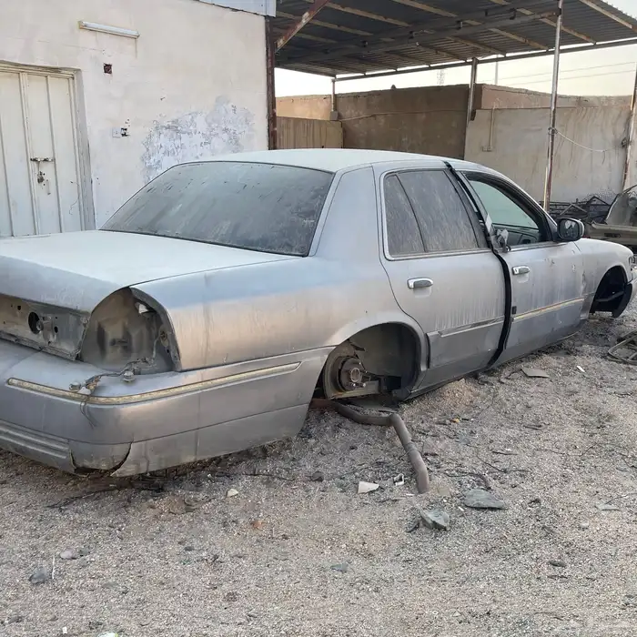 فورد تشليح للبيع بدون مكينه وقير 5