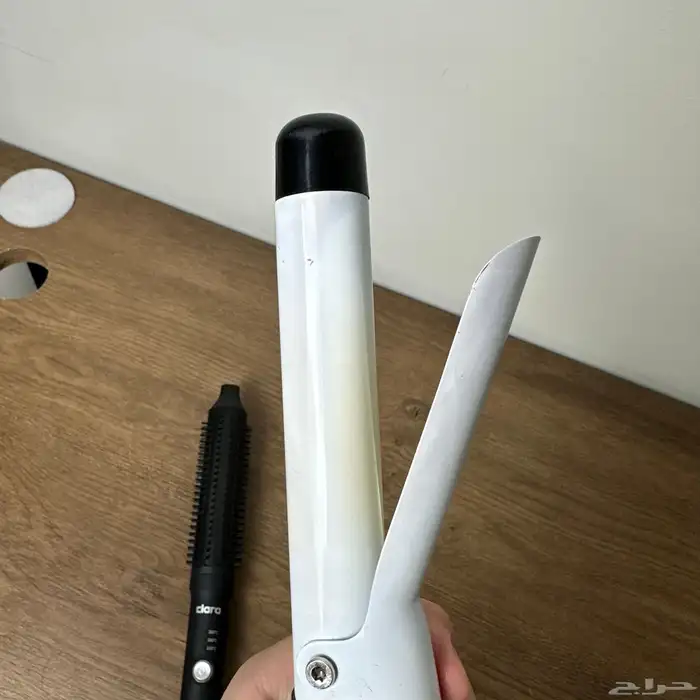 استشوار كلارا ( الفرشاة الحرارية النحيفه ) مع فير للشعر هدية 6