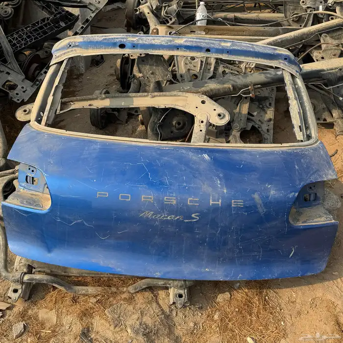 كبوت وا شنطه بورش ماكان 1