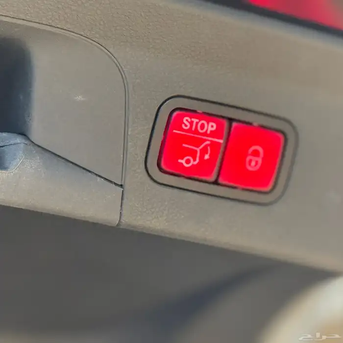 مرسيدس GLC300 2021 25