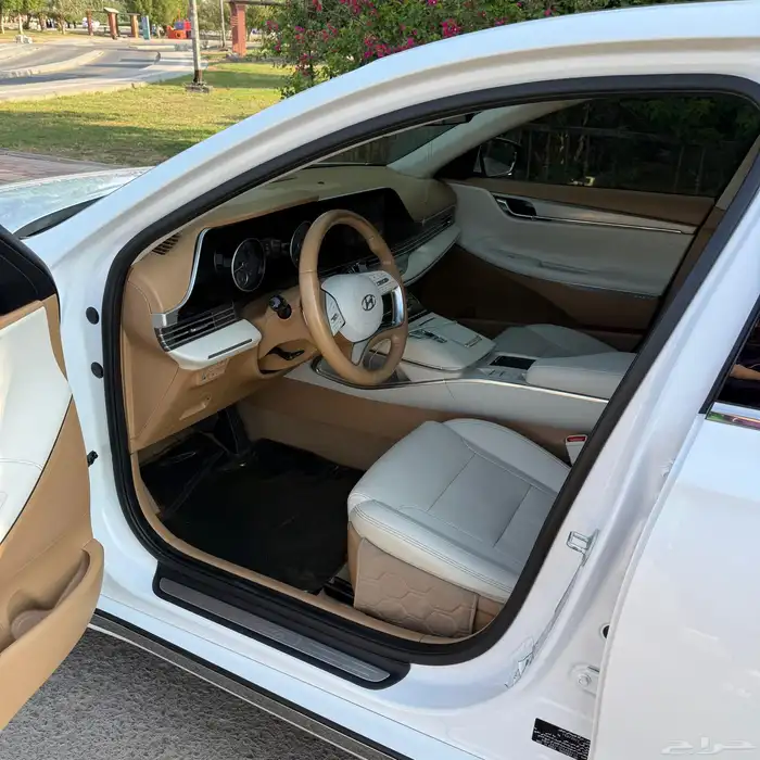 ازيرا 2023 وكالة 16