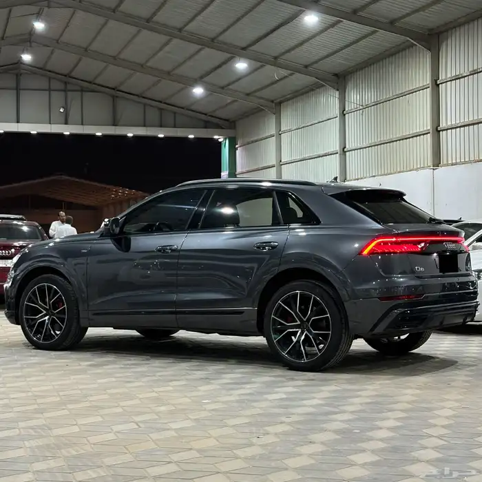 اودي Q8 2020 3