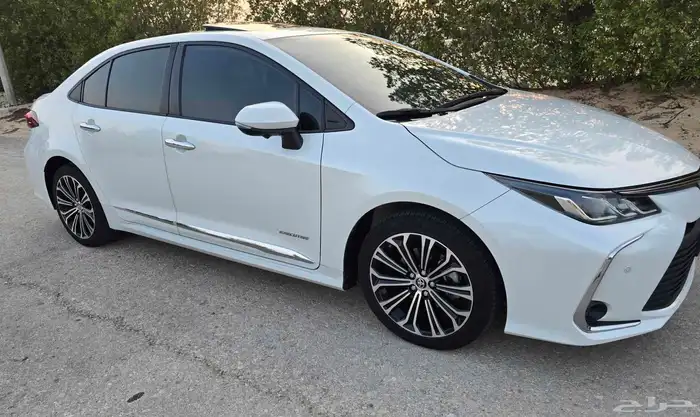 للبيع كورولا 2023 فل كامل XLI EXECUTIVE MR 1