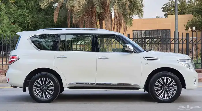 نيسان باترول 2015 بلاتنيوم فل سعودي 4