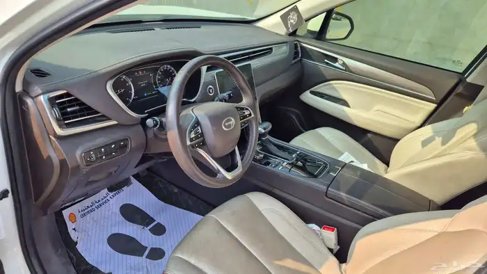 GS 5 سيارة GAC 2