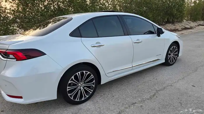 للبيع كورولا 2023 فل كامل XLI EXECUTIVE MR 2