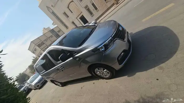 ستاريكس 2020 ديزل اوتو 5 ركاب (بضاعة وركاب) 0