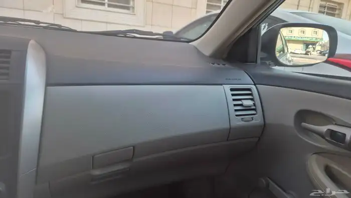 تويونا كورولا 2010 4