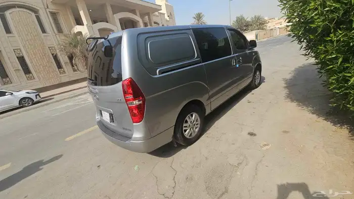 ستاريكس 2020 ديزل اوتو 5 ركاب (بضاعة وركاب) 2