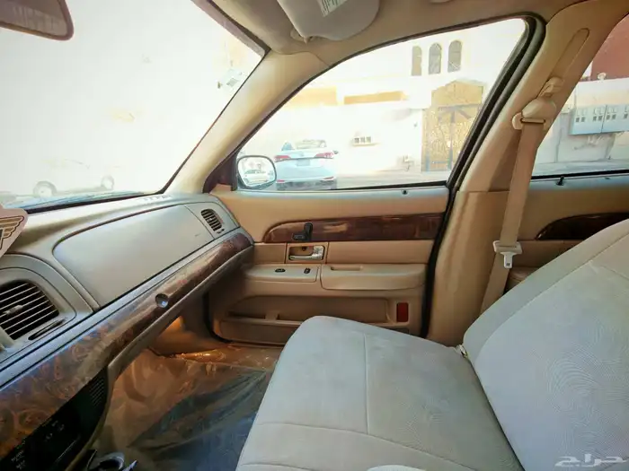 فورد قراند ماركيز للبيع 2005 ماشي 269 GS برقهام نادر 8