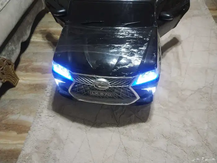 سيارة لكزس كهربائية كبيرة للأطفال 3