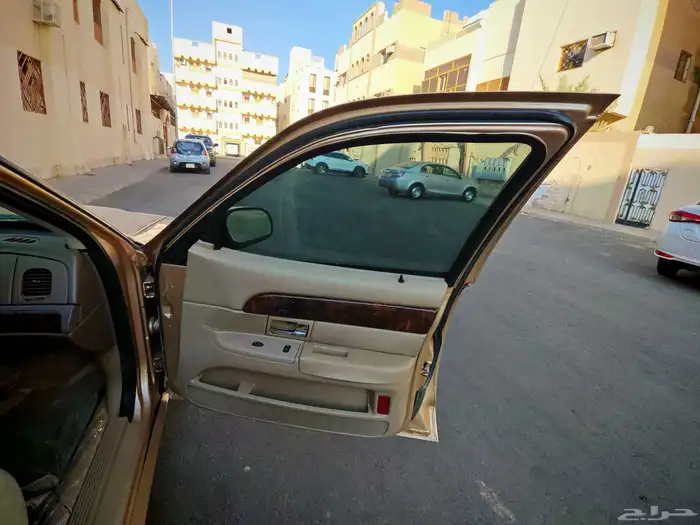 فورد قراند ماركيز للبيع 2005 ماشي 269 GS برقهام نادر 13