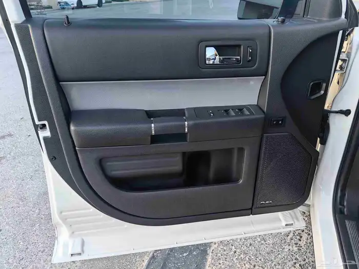 فورد فليكس تيربو فل اوبشن فتحات سقف موديل 2013 م بحالة ممتاز 13